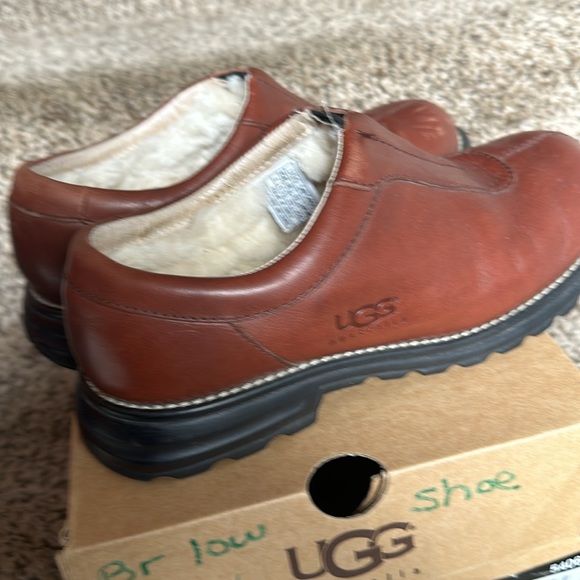 UGG Hartford Clog - Picture 5 of 7